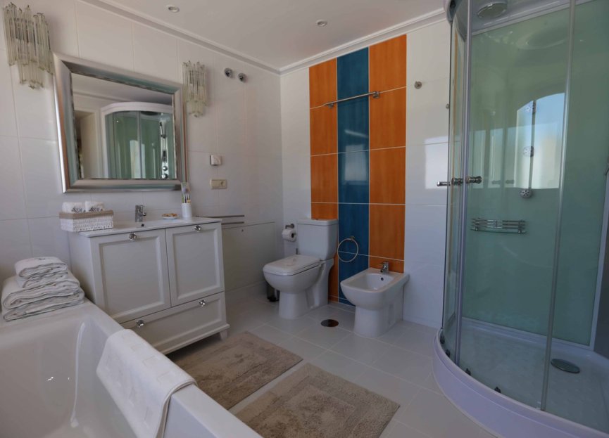 Resale - House - San Pedro de Alcántara - San Pedro De Alcantara