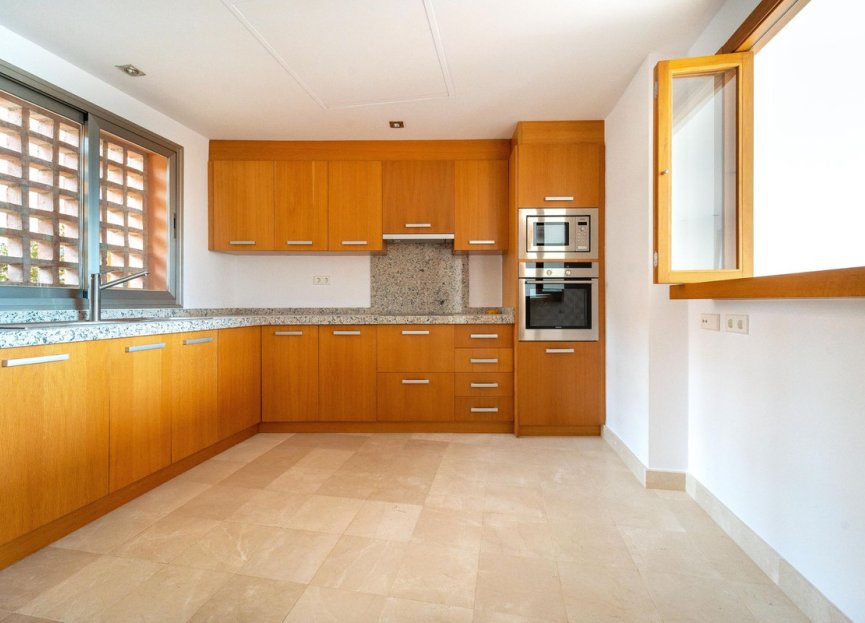 Resale - House - Riviera del Sol