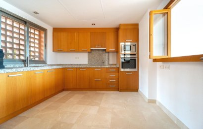 Resale - House - Riviera del Sol