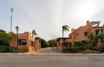 Resale - House - Riviera del Sol