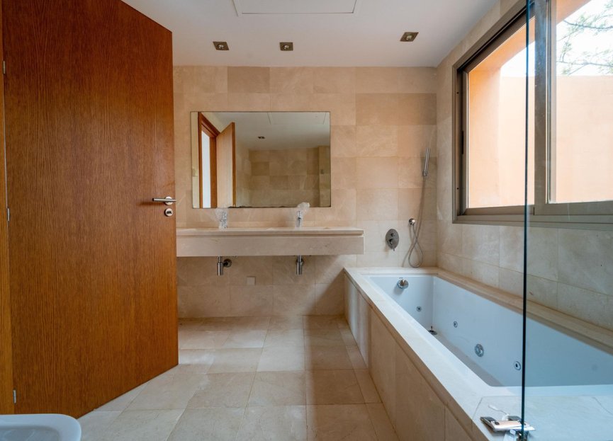 Resale - House - Riviera del Sol