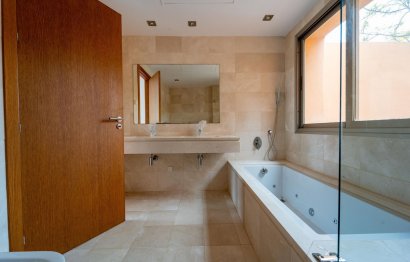 Resale - House - Riviera del Sol