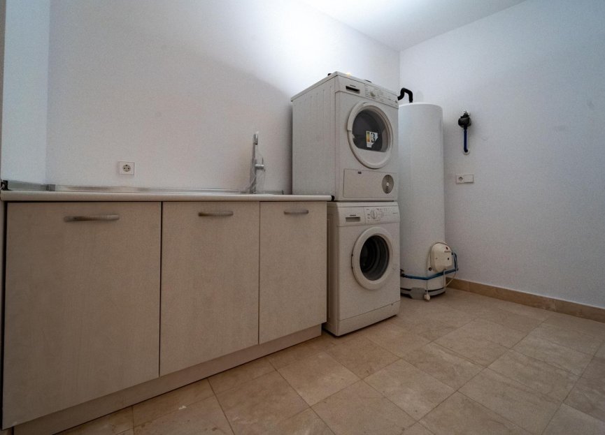 Resale - House - Riviera del Sol