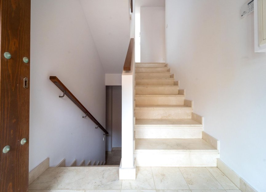 Resale - House - Riviera del Sol