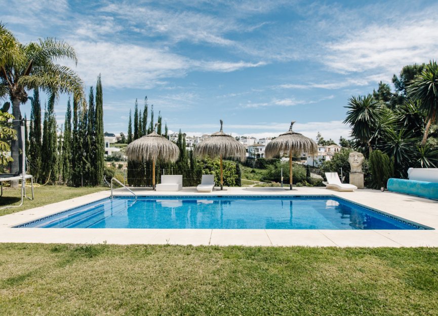 Resale - House - Estepona