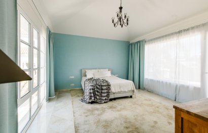 Resale - House - Estepona