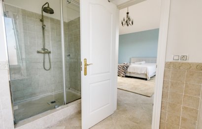 Resale - House - Estepona