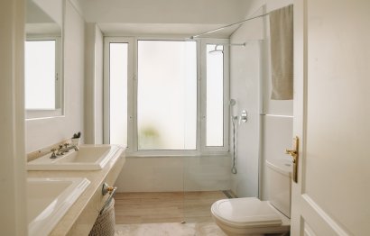 Resale - House - Estepona