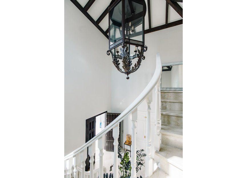 Resale - House - Estepona