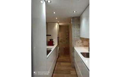 Resale - Apartment / flat - Benalmádena