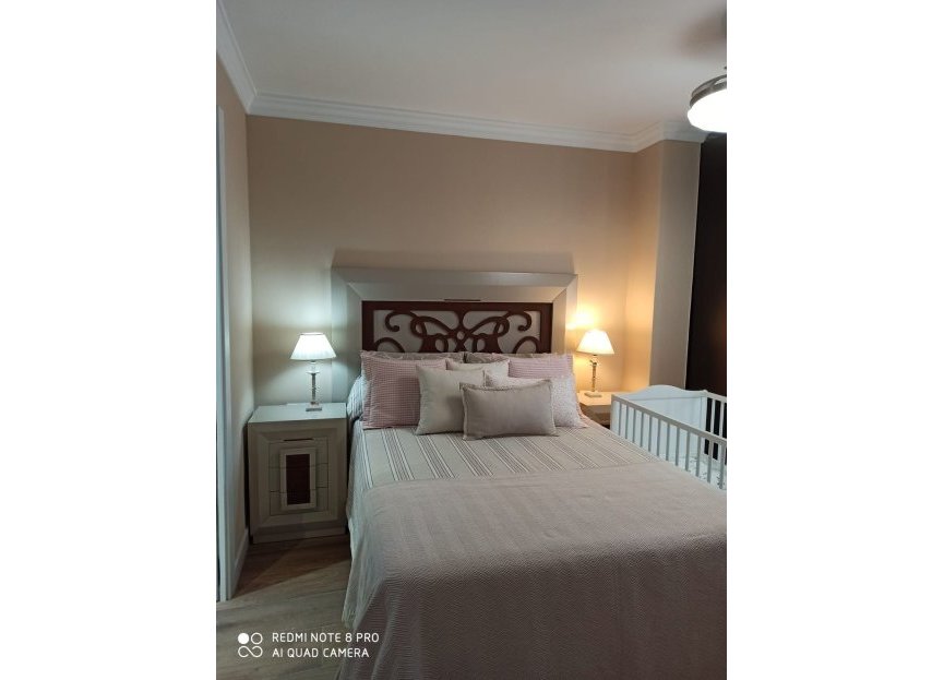 Resale - Apartment / flat - Benalmádena