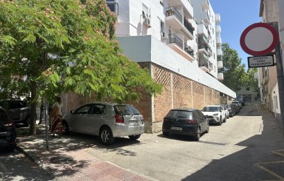 Resale - Commercial - Estepona