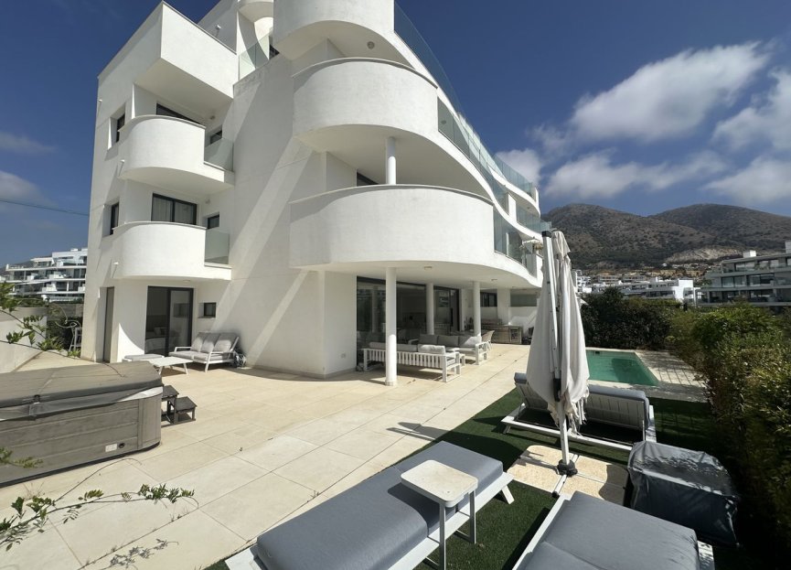 Resale - Apartment / flat - Fuengirola