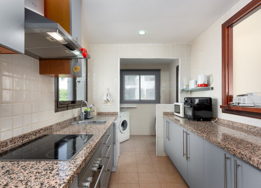 Resale - Apartment / flat - La Alcaidesa