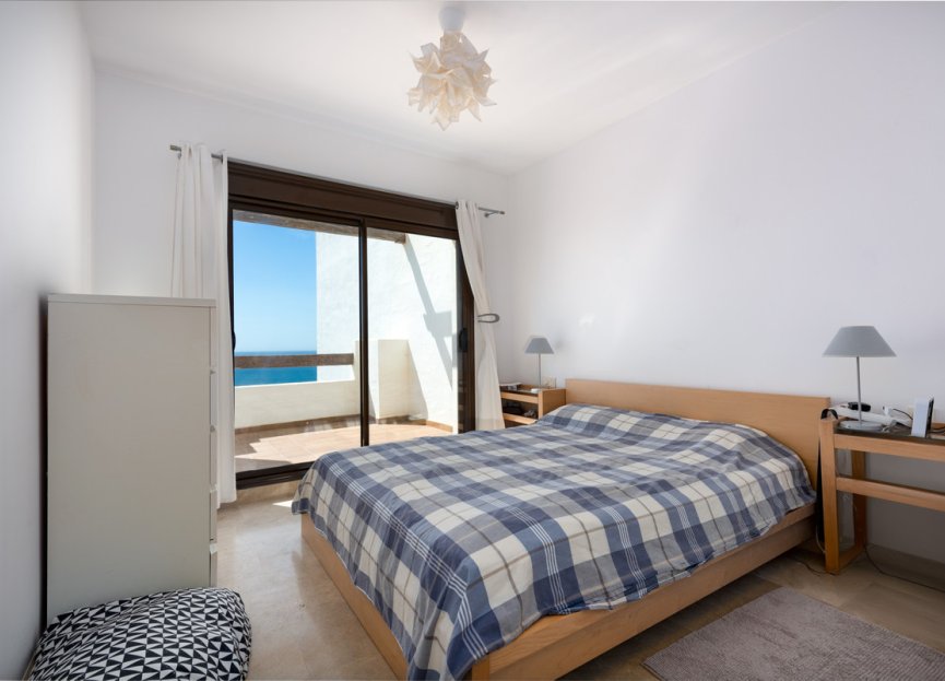 Resale - Apartment / flat - La Alcaidesa