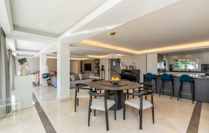 Resale - House - The Golden Mile