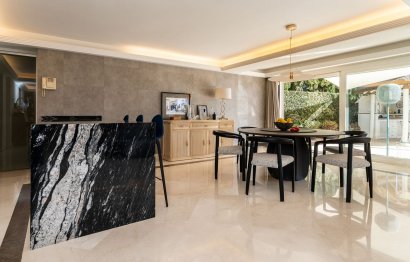 Resale - House - The Golden Mile