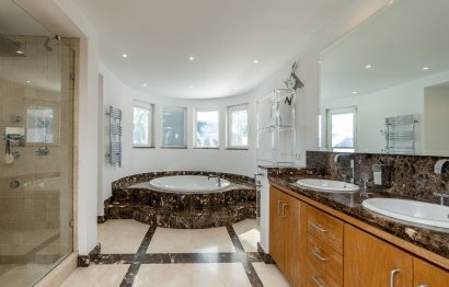 Resale - House - The Golden Mile