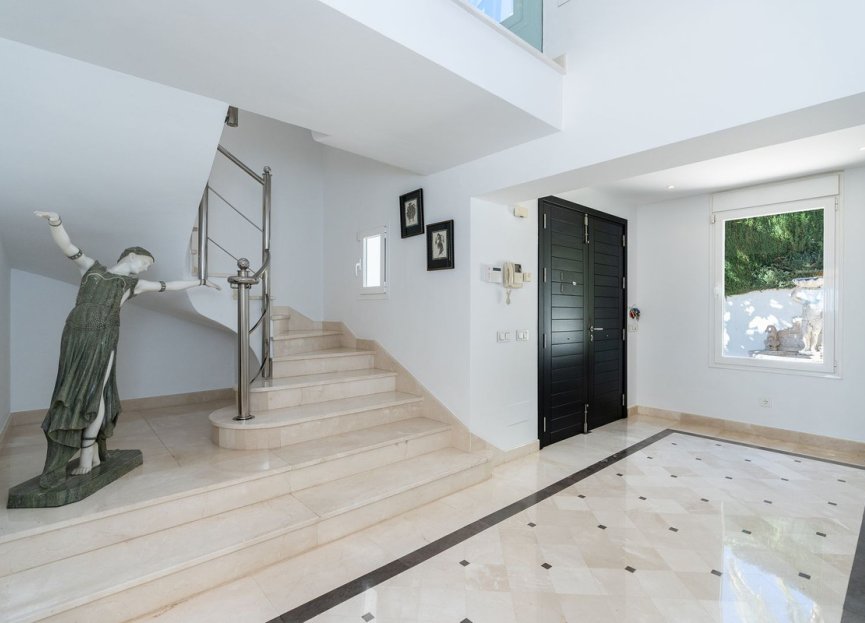 Resale - House - The Golden Mile