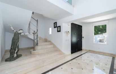 Resale - House - The Golden Mile