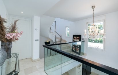 Resale - House - The Golden Mile