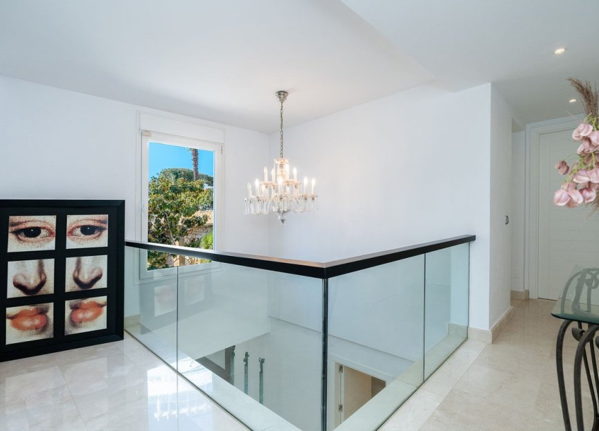 Resale - House - The Golden Mile