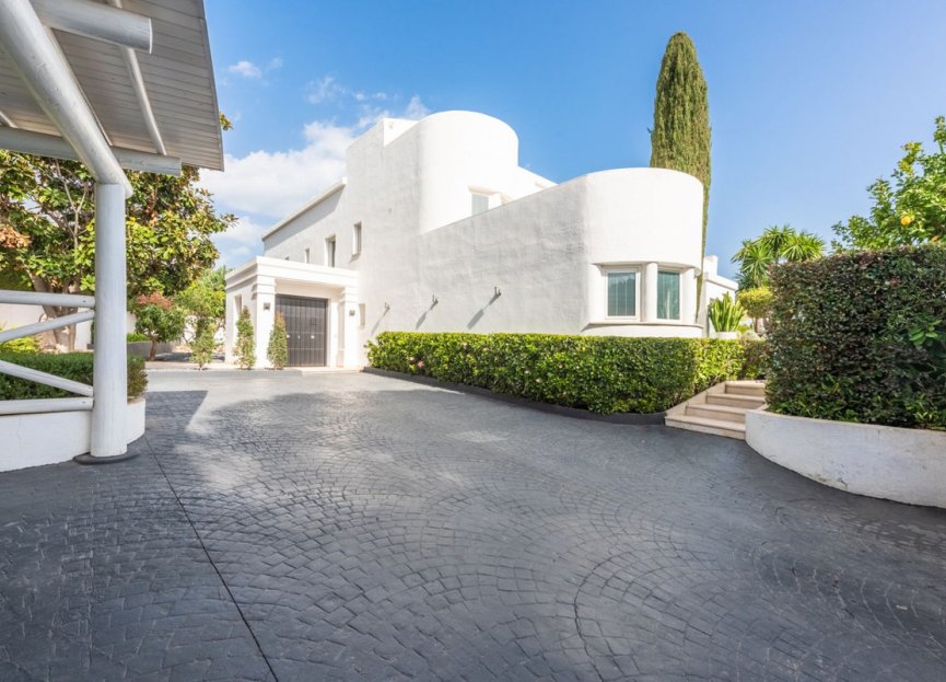 Resale - House - The Golden Mile