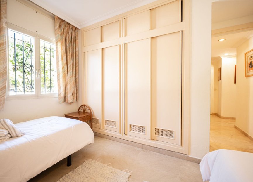 Resale - Apartment / flat - Marbella