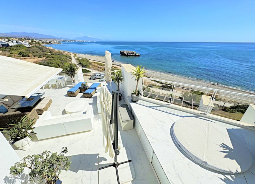 Resale - Apartment - Casares Playa - Casares