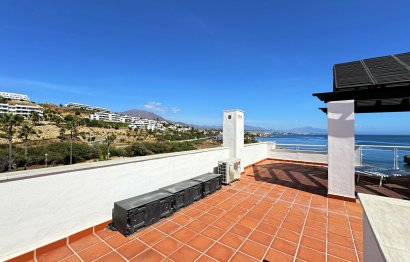 Resale - Apartment - Casares Playa - Casares