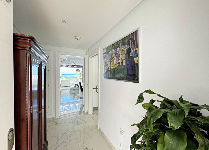 Resale - Apartment - Casares Playa - Casares