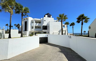 Resale - Apartment - Casares Playa - Casares