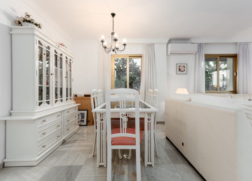 Reventa - Apartamento / piso - Nueva Andalucía - Nueva Andalucia