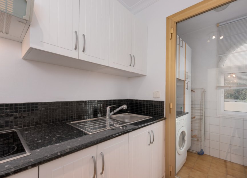 Reventa - Apartamento / piso - Nueva Andalucía - Nueva Andalucia