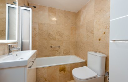 Reventa - Apartamento / piso - Nueva Andalucía - Nueva Andalucia