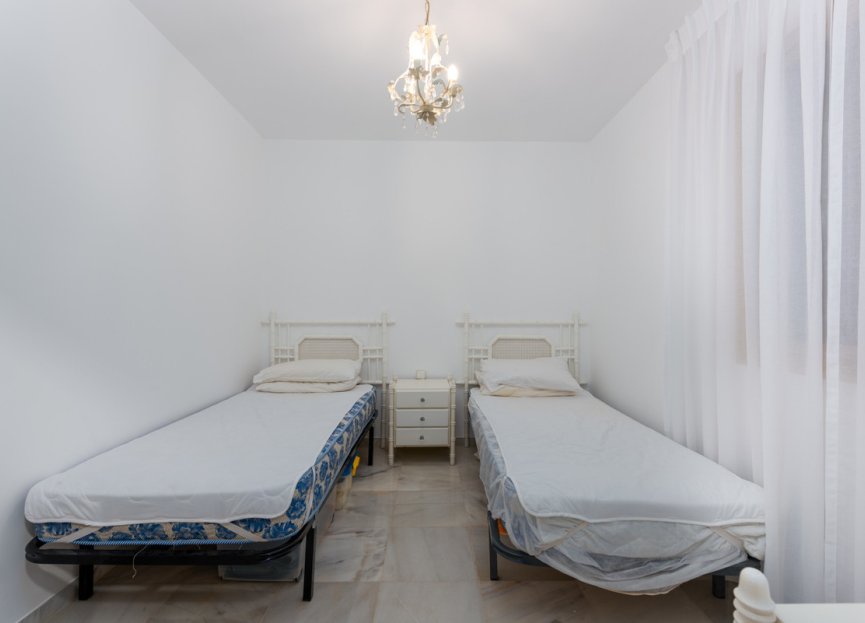 Reventa - Apartamento / piso - Nueva Andalucía - Nueva Andalucia