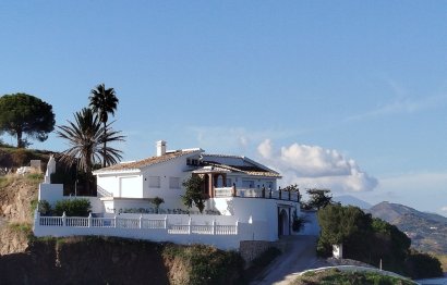 Resale - House - Mijas