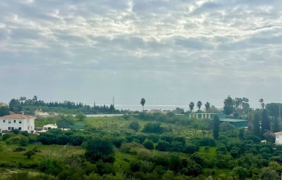 Resale - Apartment / flat - Estepona