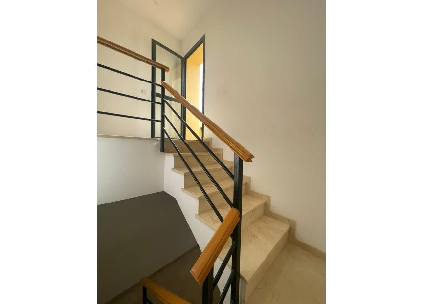 Resale - Apartment / flat - Estepona