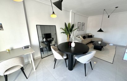 Resale - Apartment - Nueva Andalucía - Nueva Andalucia