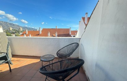 Resale - Apartment - Nueva Andalucía - Nueva Andalucia