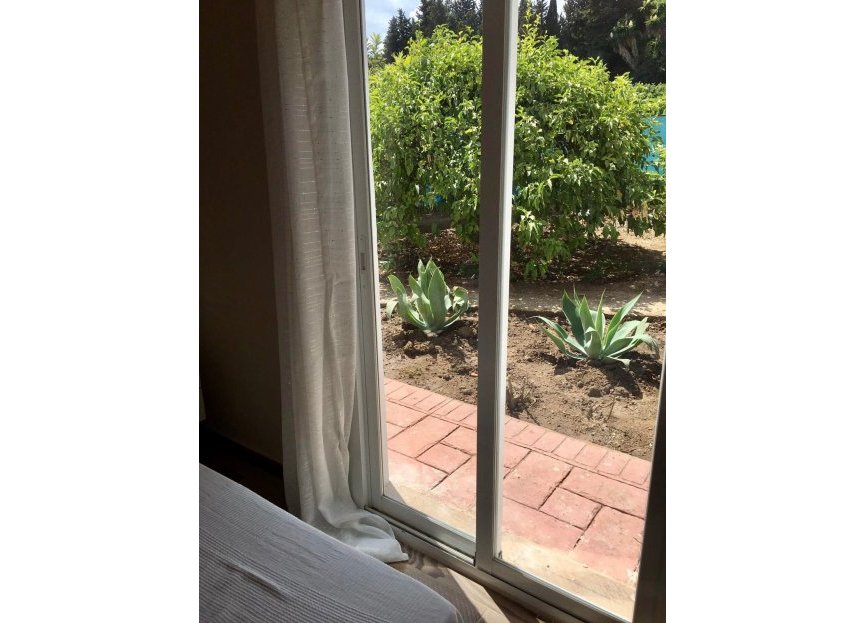 Reventa - Casa - Estepona