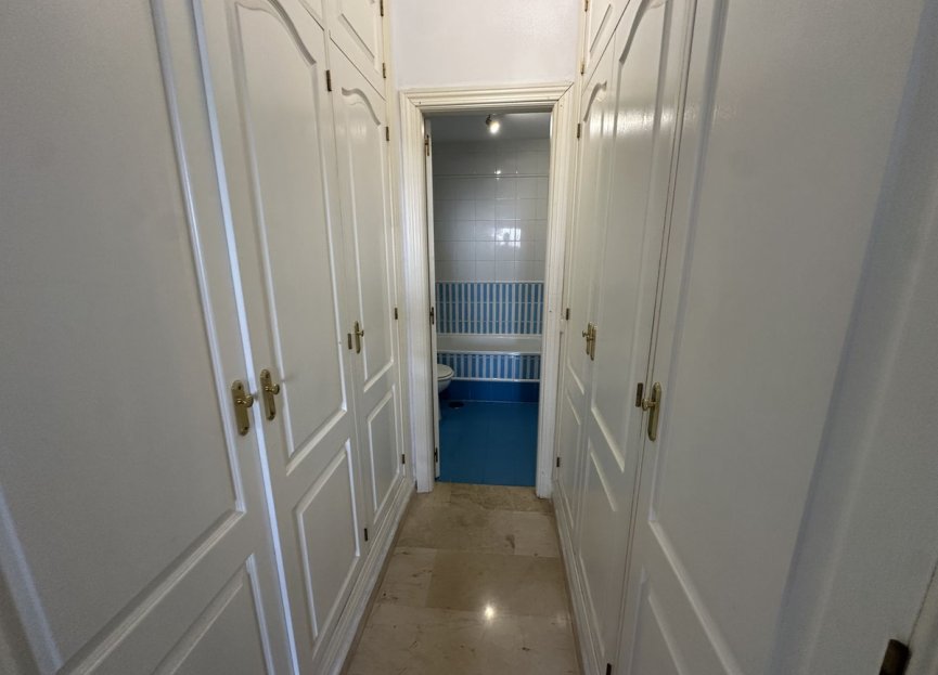 Resale - Apartment / flat - Nueva Andalucía - Nueva Andalucia