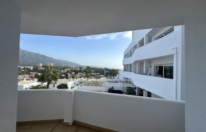 Resale - Apartment / flat - Nueva Andalucía - Nueva Andalucia