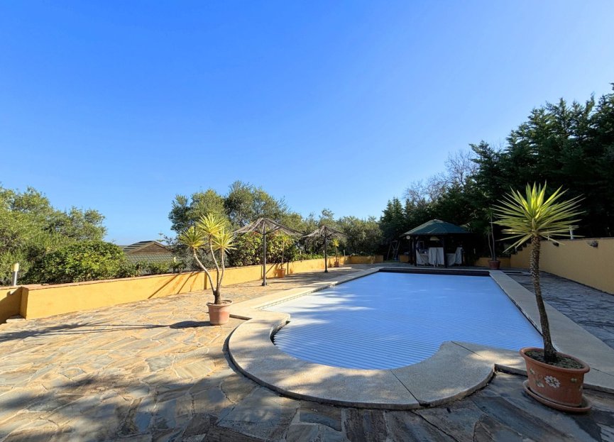 Reventa - Casa - Monda