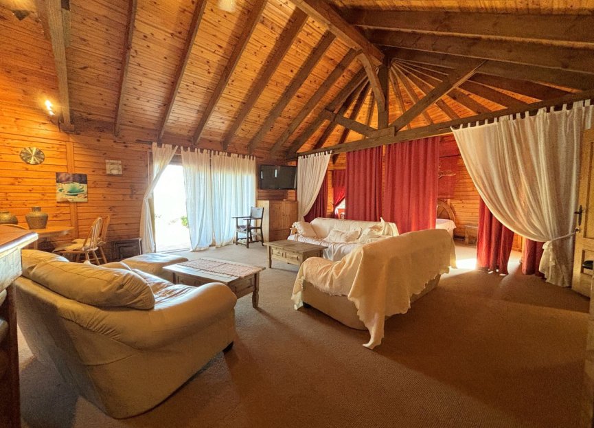 Reventa - Casa - Monda