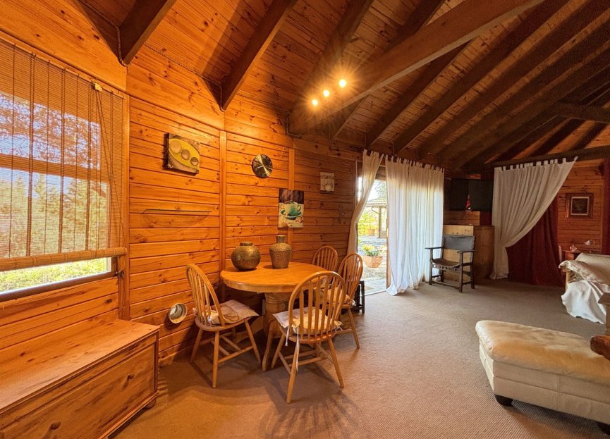 Reventa - Casa - Monda