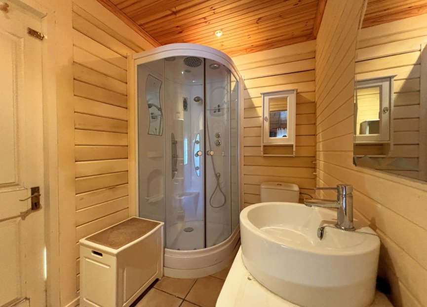 Reventa - Casa - Monda