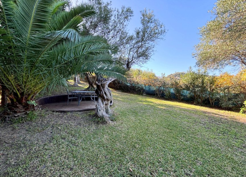 Reventa - Casa - Monda