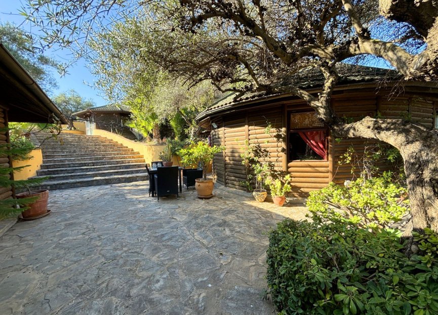 Reventa - Casa - Monda